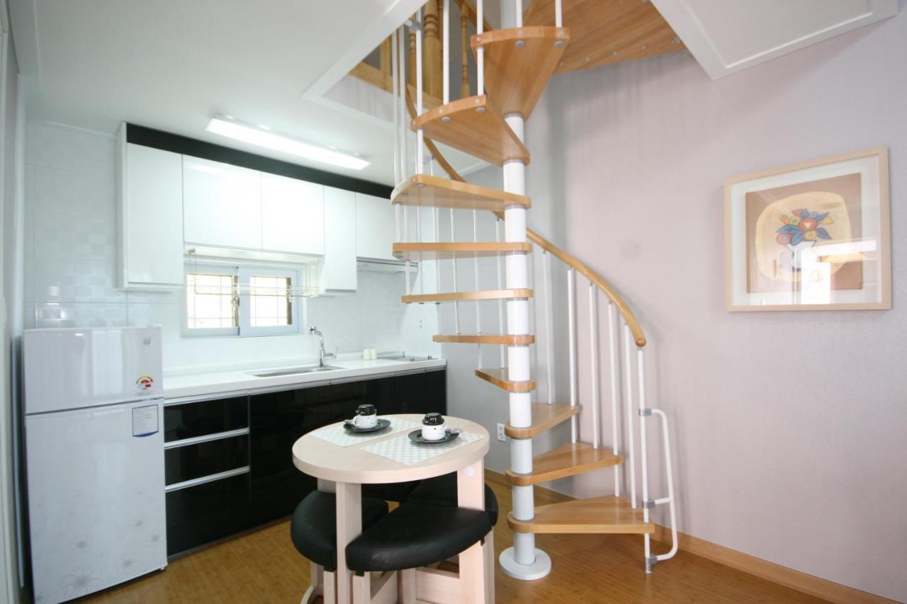 Forest Of Color Pension Hongcheon Εξωτερικό φωτογραφία