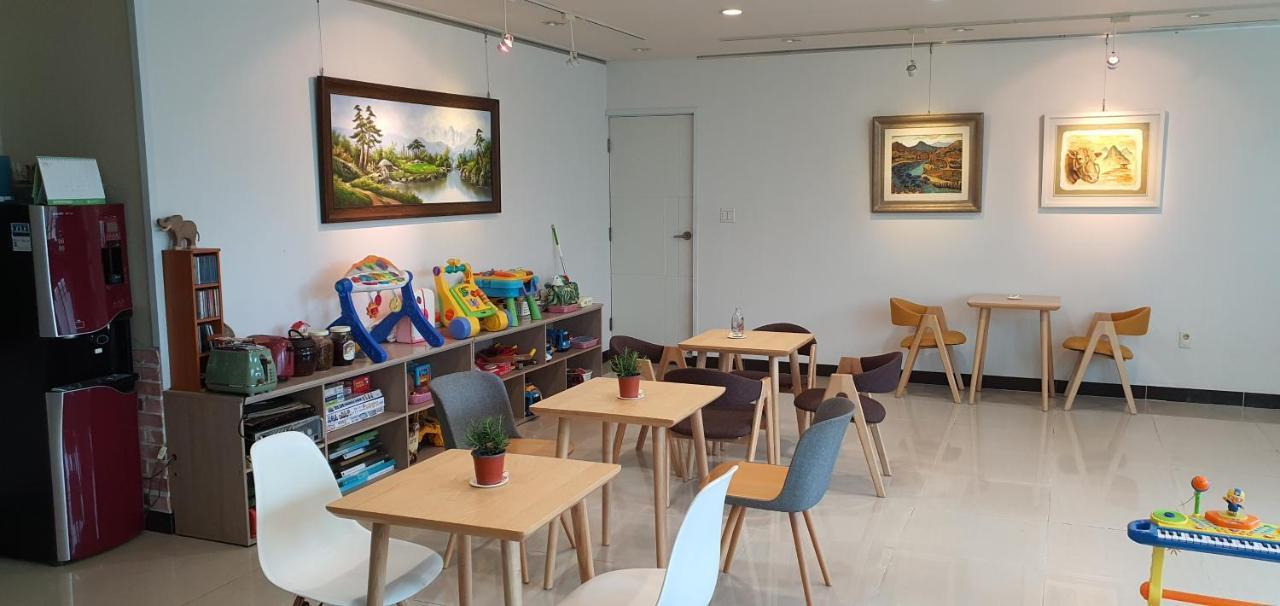 Forest Of Color Pension Hongcheon Εξωτερικό φωτογραφία